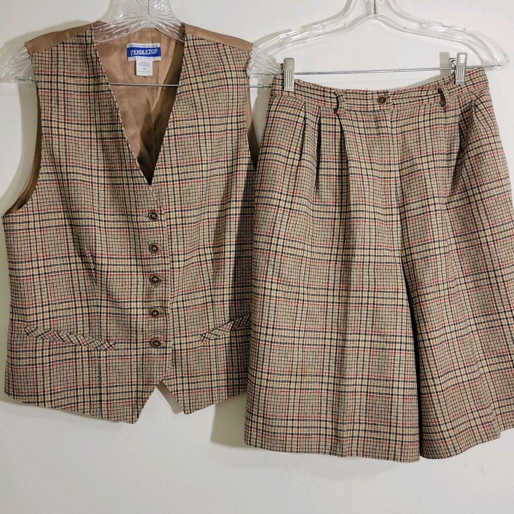 Vintage Pendleton Classic 2 Piece Set Size 10 - Wool Plaid Vest + Pleated Shorts - Picture 3 of 11